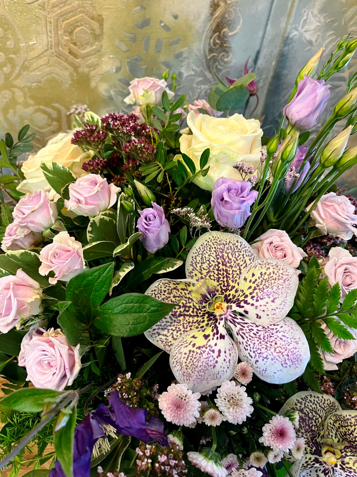 Flower Bouquet in Shades of Lilac and Cream zoomed in image