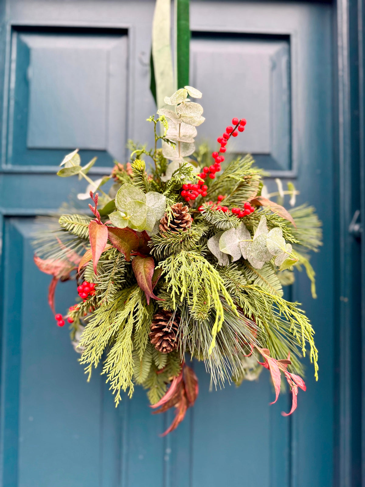 Hanging Christmas Door Sphere