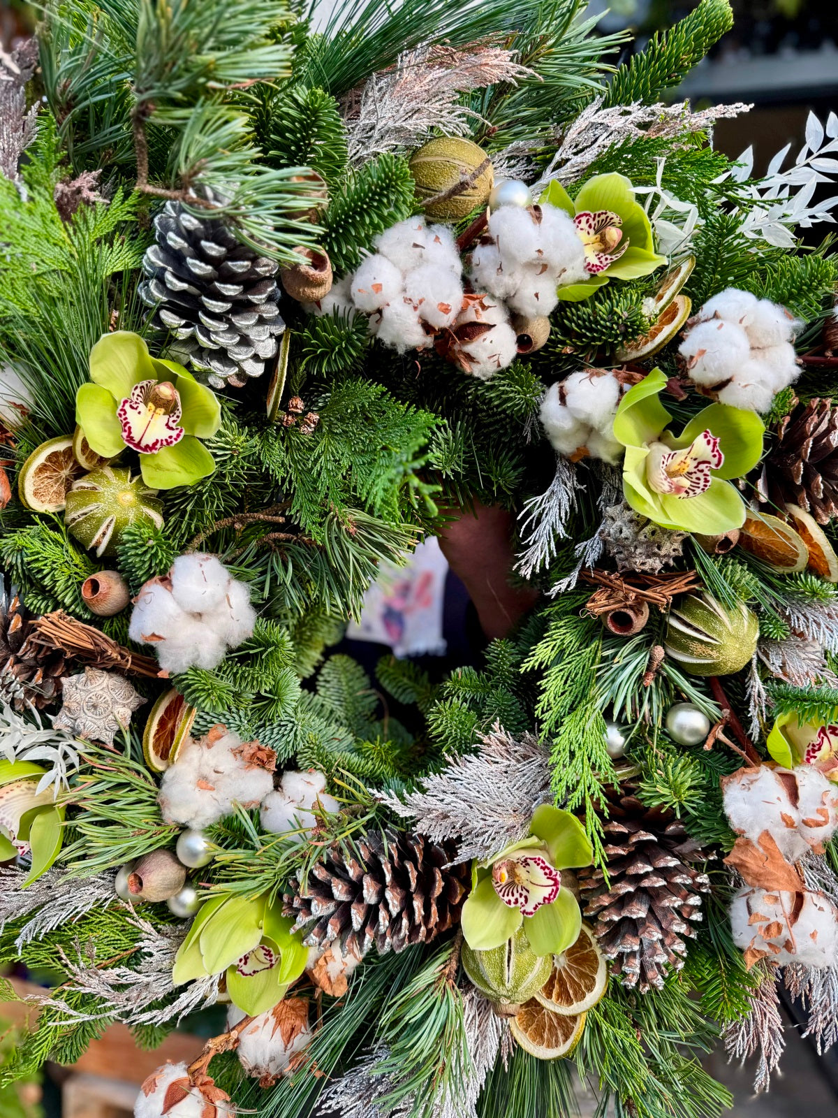 Large Yuletide Door Wreath in Whites
