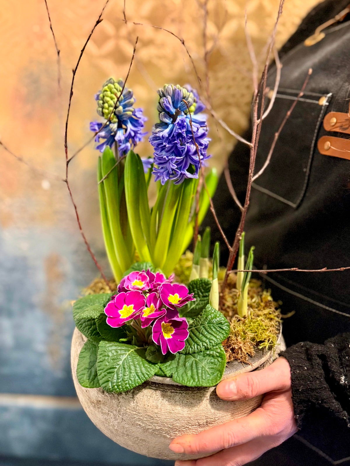 Scented Spring Planter Size Reference