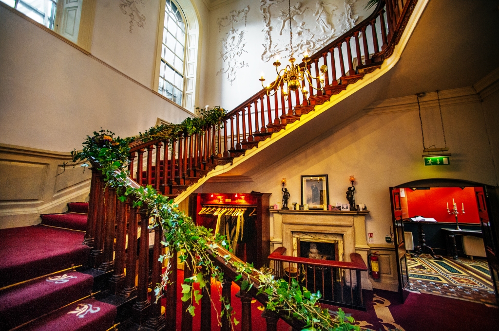 Great Venues - Stephens Green Club Dublin withweeping staircase decorated for wedding 