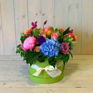 Pretty hatbox full of beautiful country garden flowers