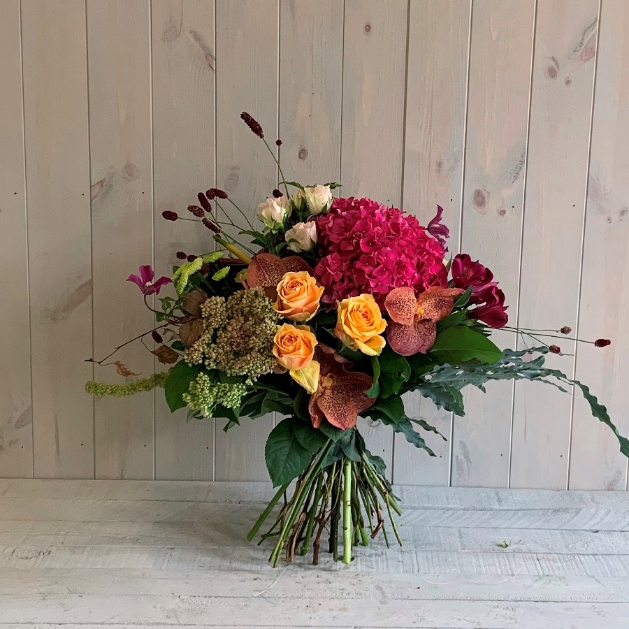 Country style flower bouquet for home delivery in Dublin Ireland