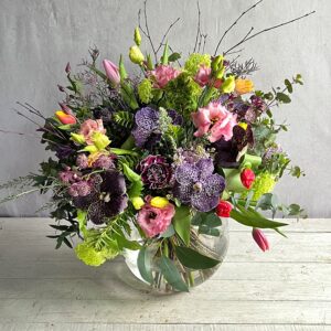 Extravagant Spring flower bouquet. Gorgeous fresh spring flower for delivery in Dublin