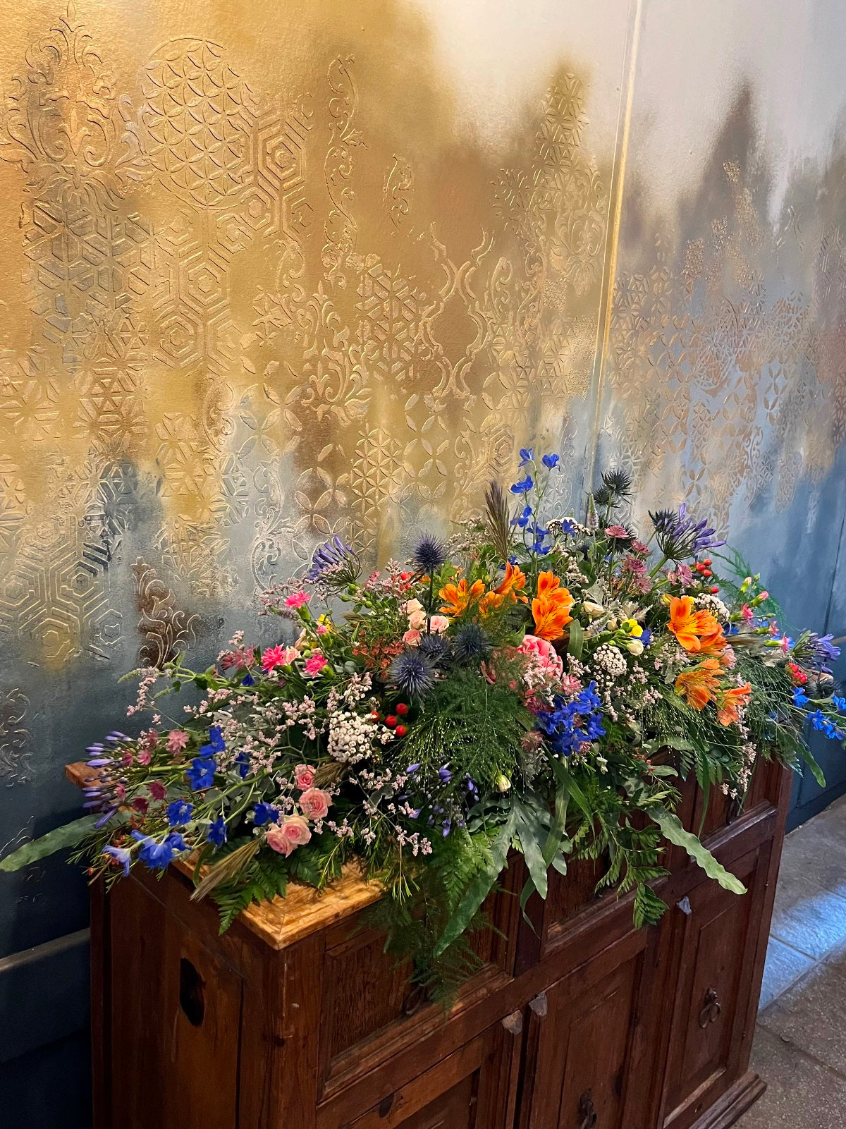Coffin Spray Vibrant Country Style