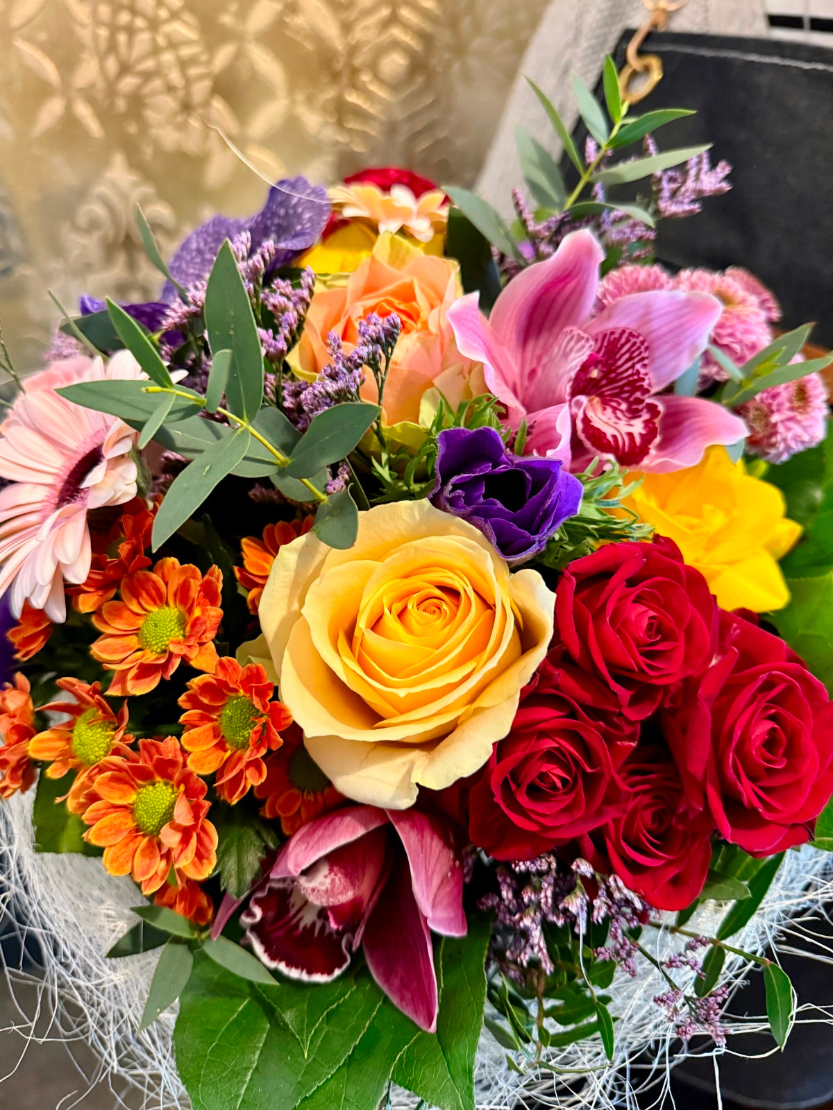 Mothers Day Vibrant Bouquet in Sisal Frame