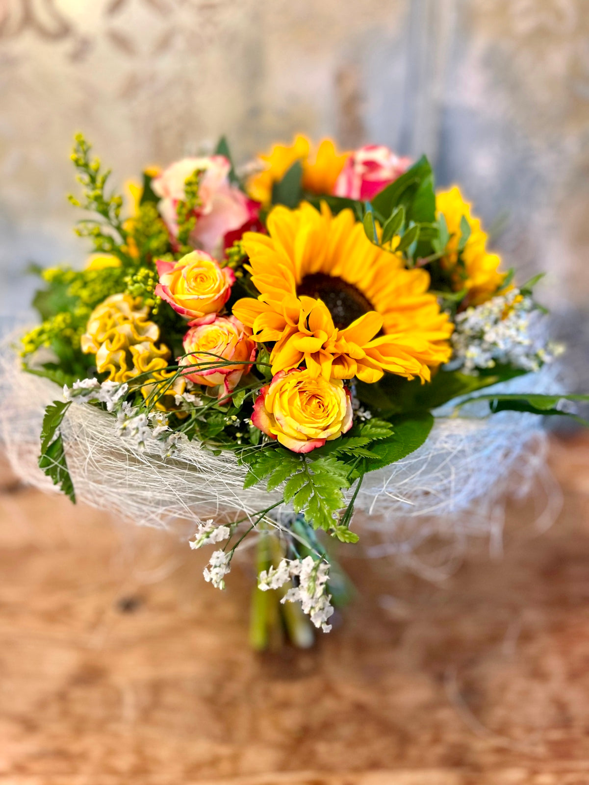 Sunflower Bouquet in Sisal Frame