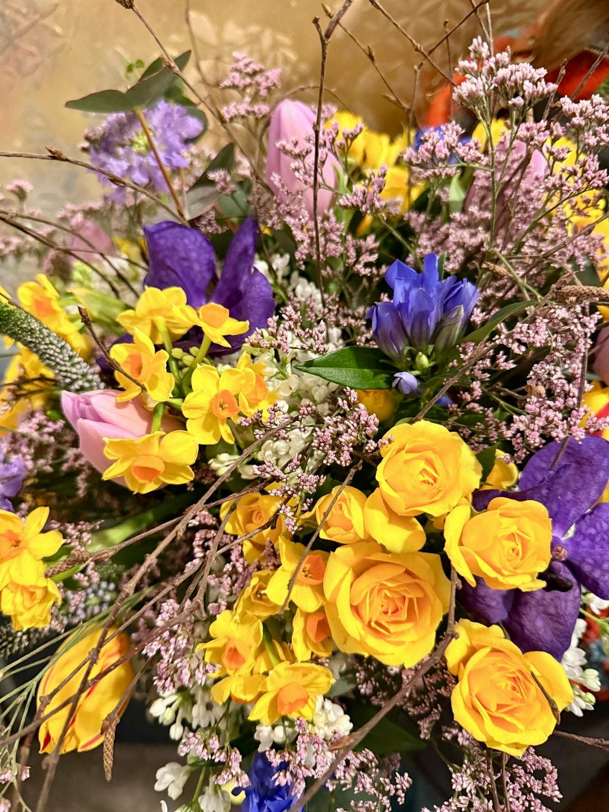 Wild Style Spring Blooms in Glass Vase